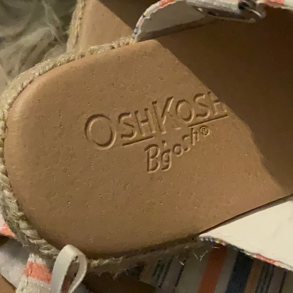 Oshkosh toddler girl espadrilles sandals. Size 10 - Picture 6 of 8